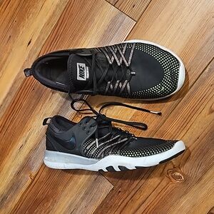 Nike training sneakers